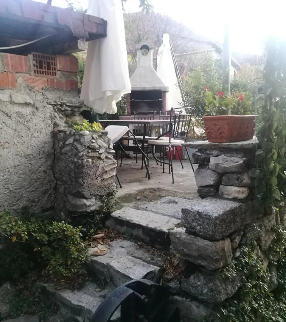 La Ruota Del Mulino Aparthotel Nesso Italy