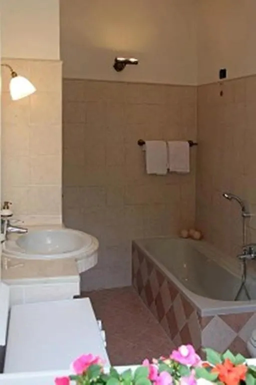 La Ruota Del Mulino Aparthotel Nesso Italy