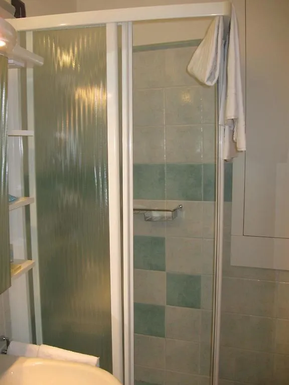 La Ruota Del Mulino Aparthotel Nesso Italy